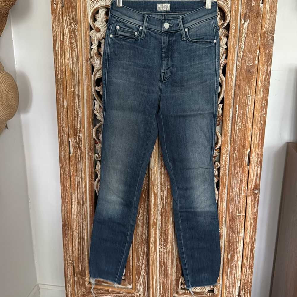 Mother The Vamp Fray in Crack the Whip